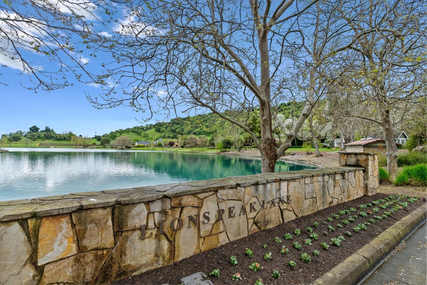 Front Image Thumbnail for ML82035719