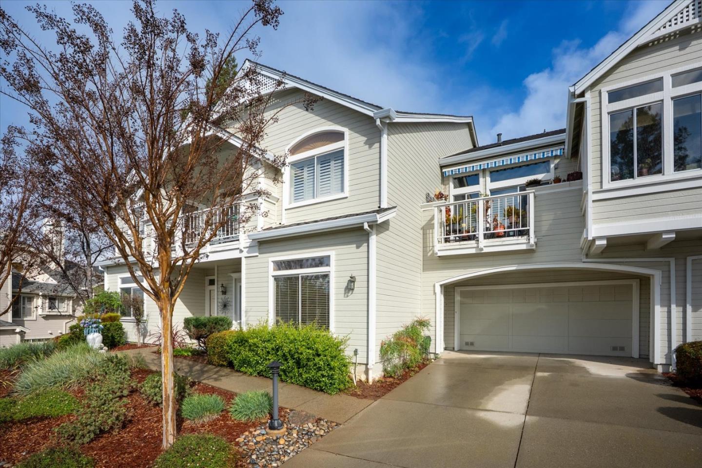 Front Image Thumbnail for ML82035795