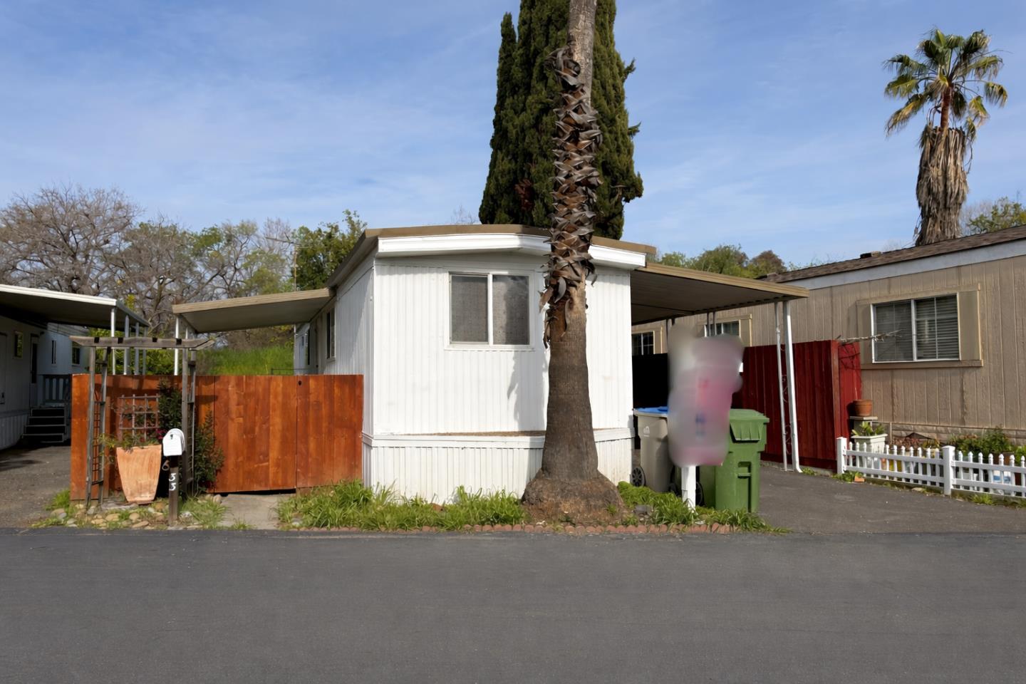 Front Image Thumbnail for ML82035967