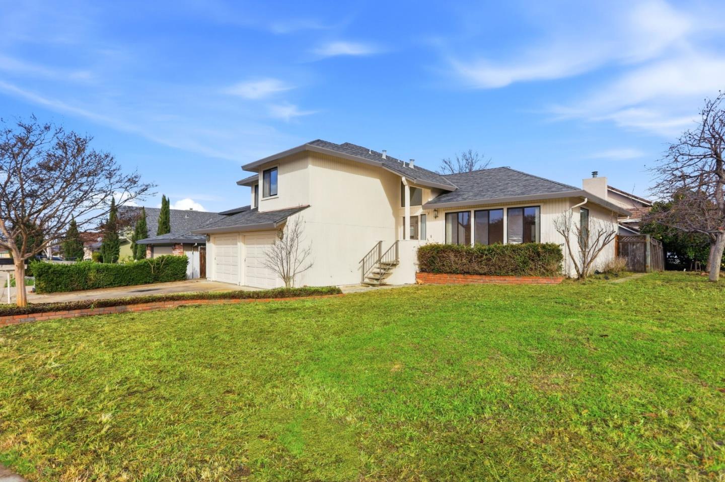 Front Image Thumbnail for ML82035986