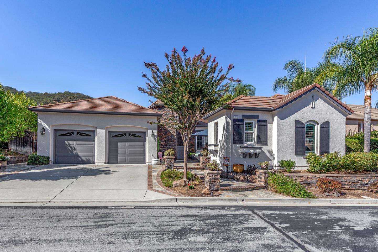 Front Image Thumbnail for ML82036041