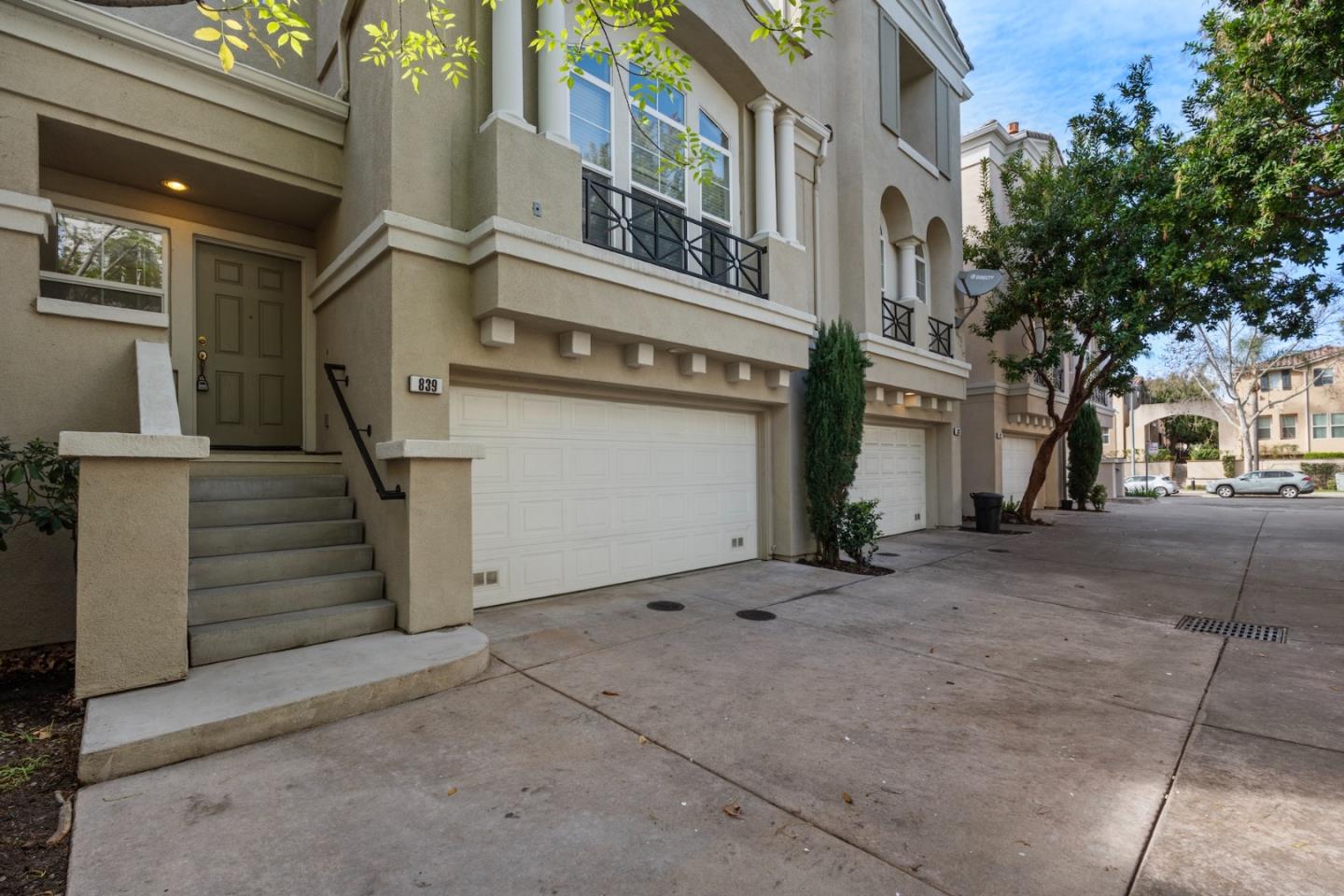 Front Image Thumbnail for ML82036044