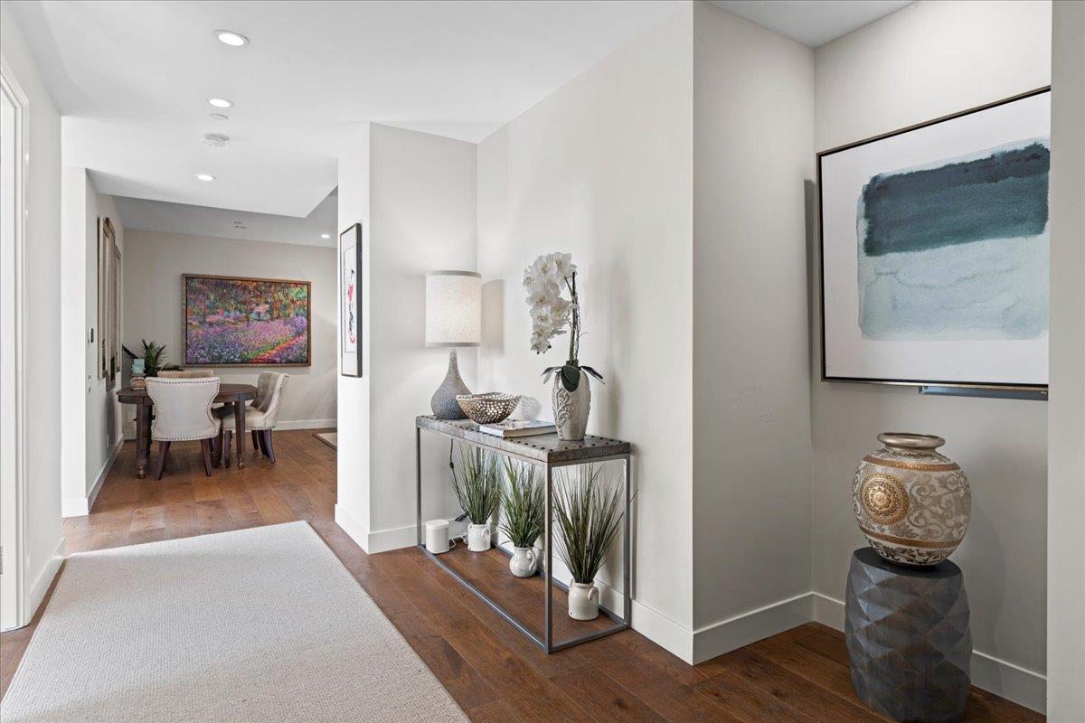 Front Image Thumbnail for ML82036058