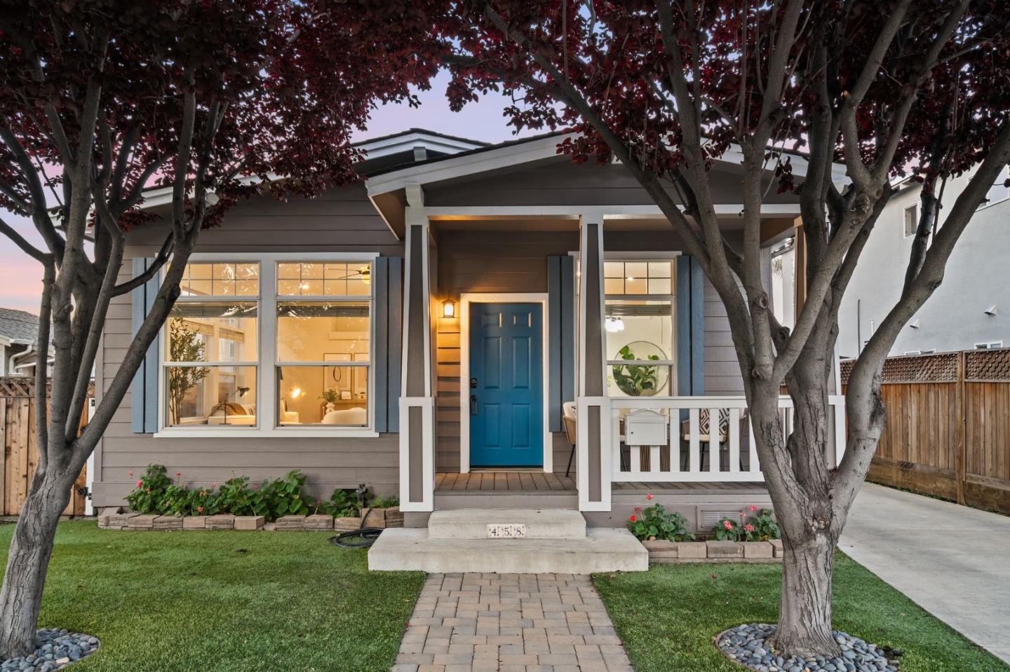 Front Image Thumbnail for ML82036136