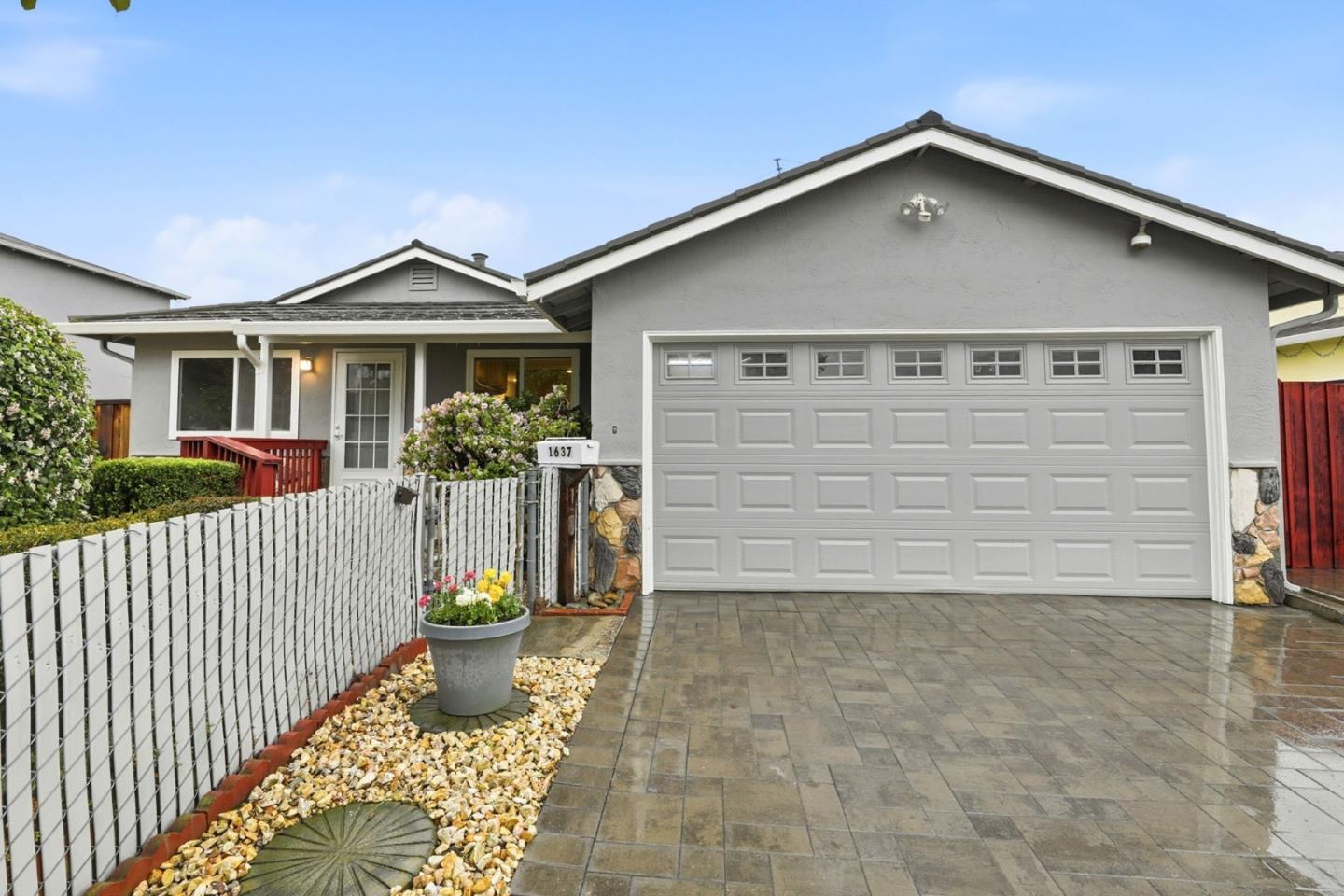 Front Image Thumbnail for ML82036147