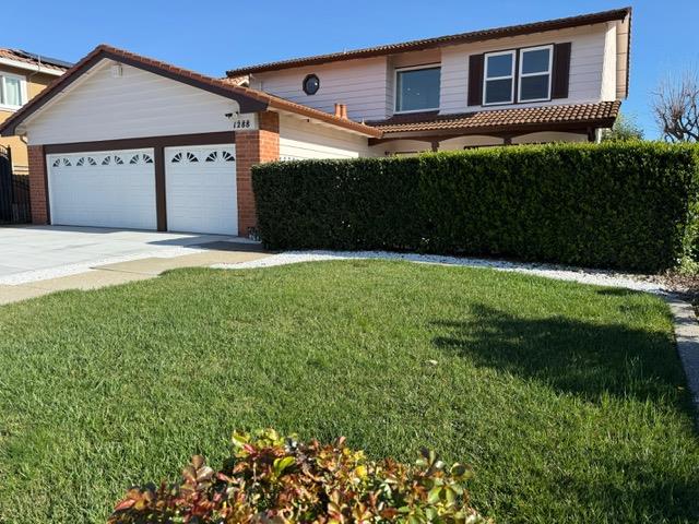 Front Image Thumbnail for ML82036242