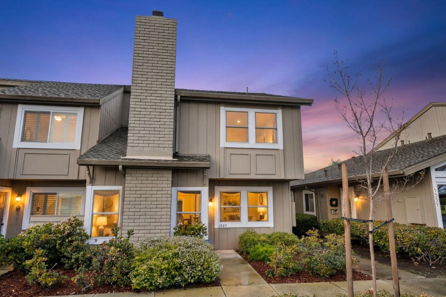 Front Image Thumbnail for ML82036256