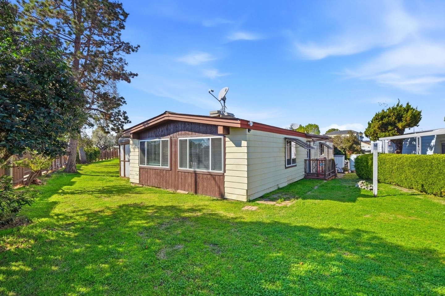 Front Image Thumbnail for ML82036262