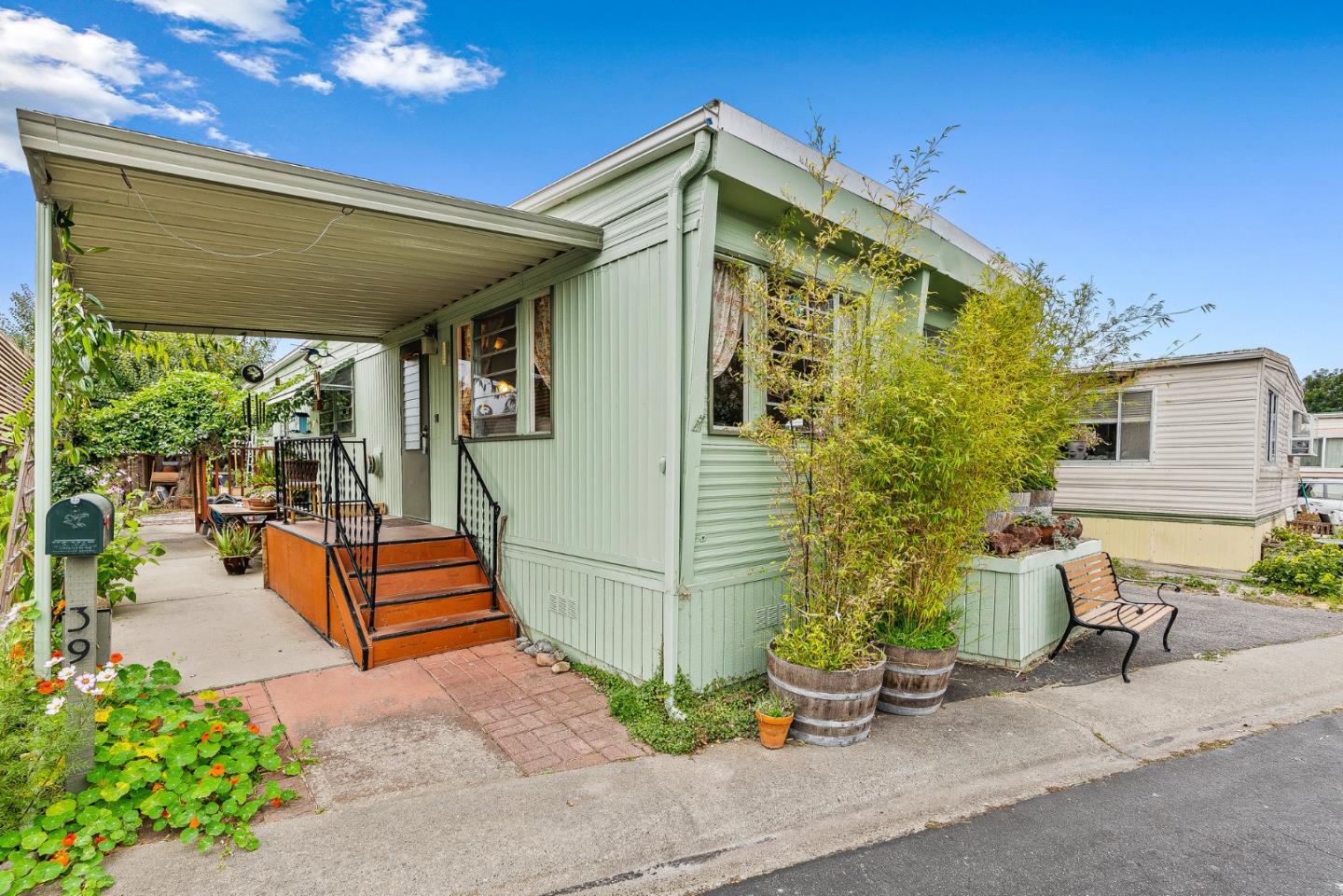 Front Image Thumbnail for ML82036263