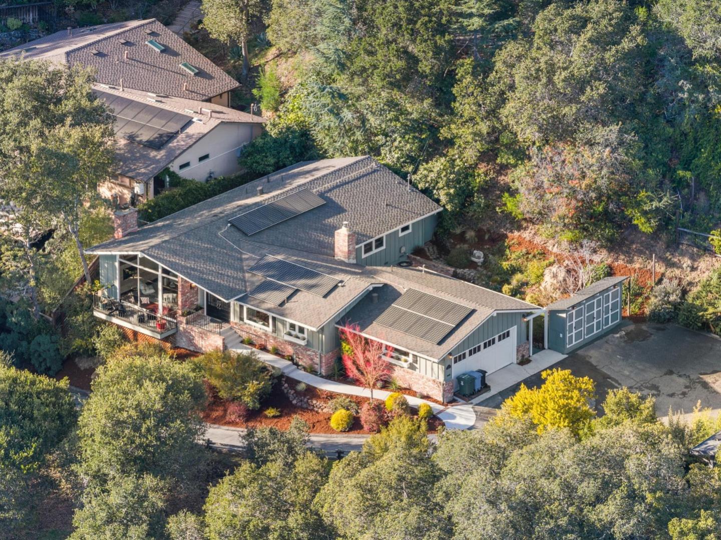 Front Image Thumbnail for ML82036351