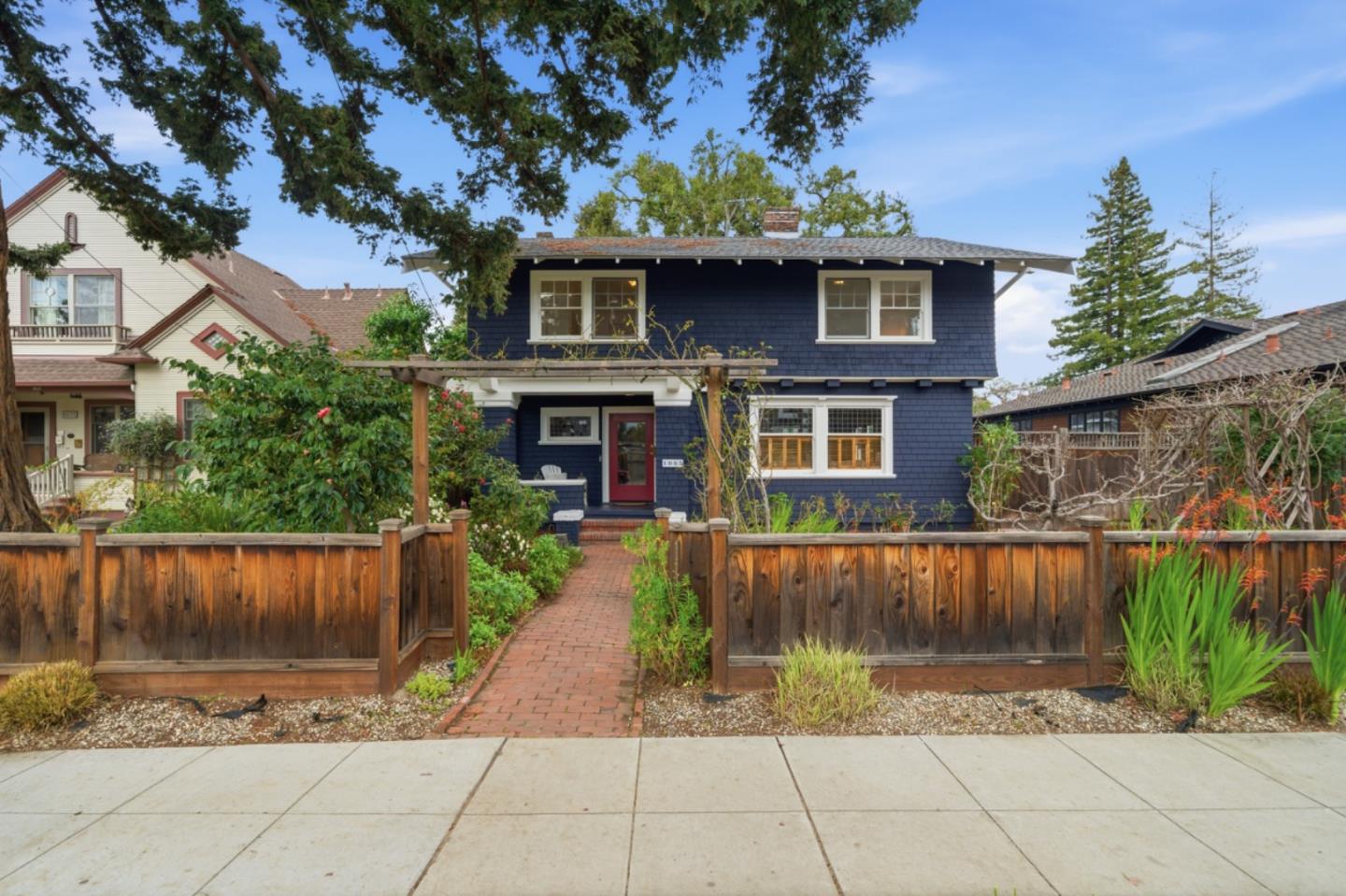 Front Image Thumbnail for ML82036377