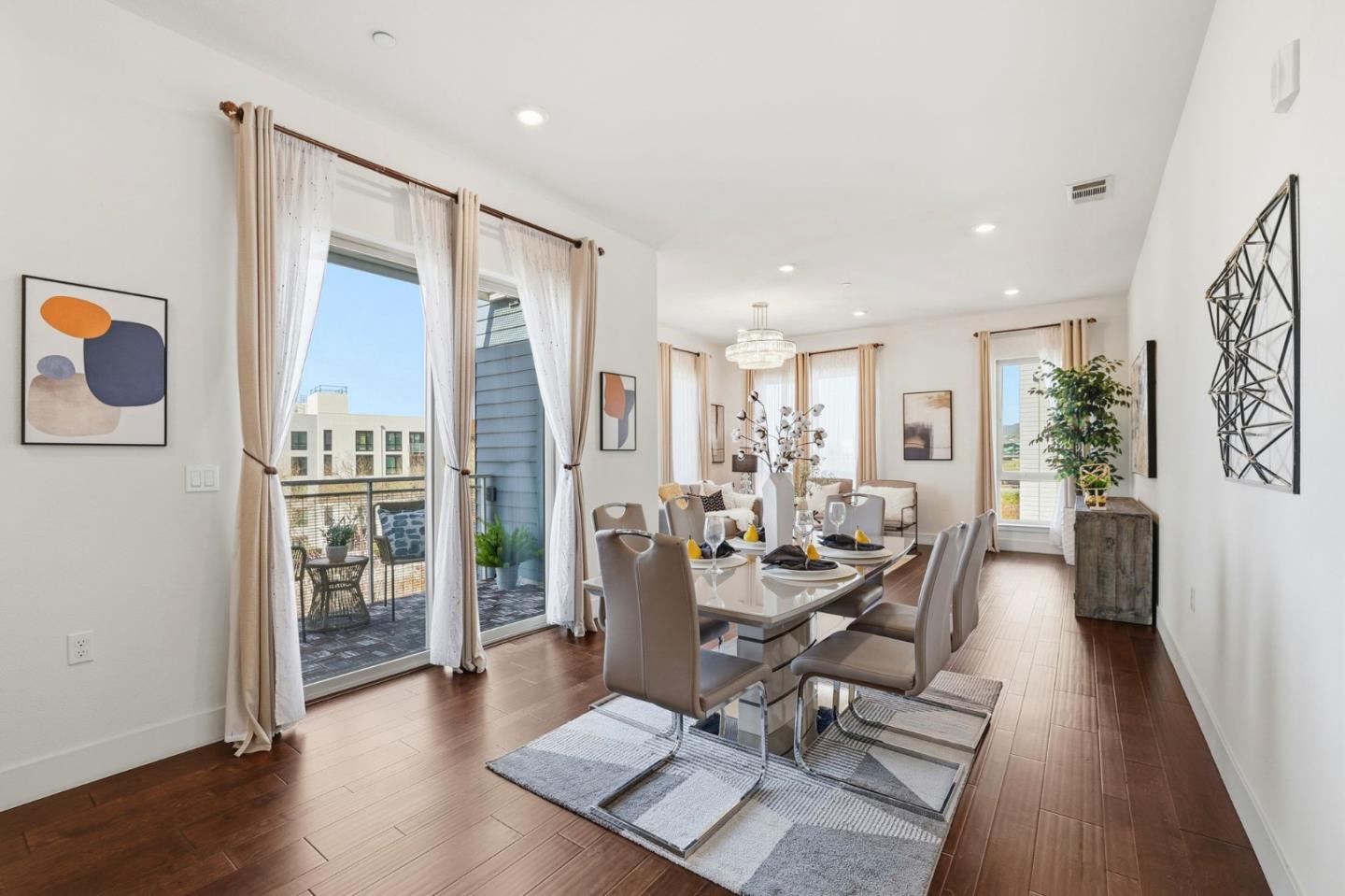 Front Image Thumbnail for ML82036388