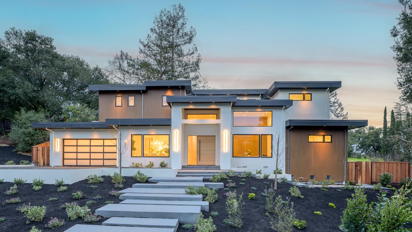 Front Image Thumbnail for ML82036396