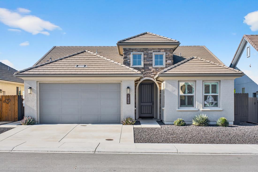 Front Image Thumbnail for ML82036461