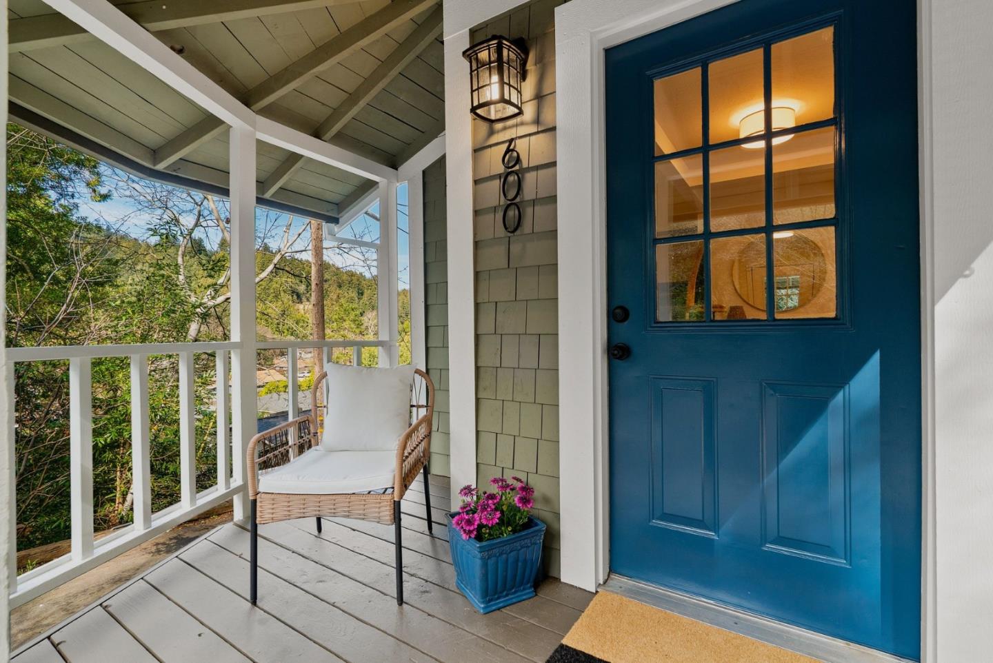 Front Image Thumbnail for ML82036586