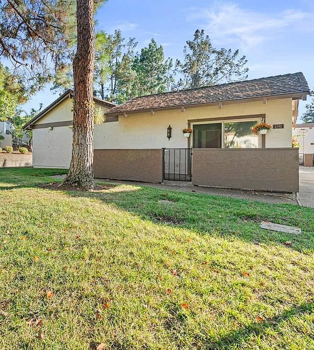 Front Image Thumbnail for ML82036606