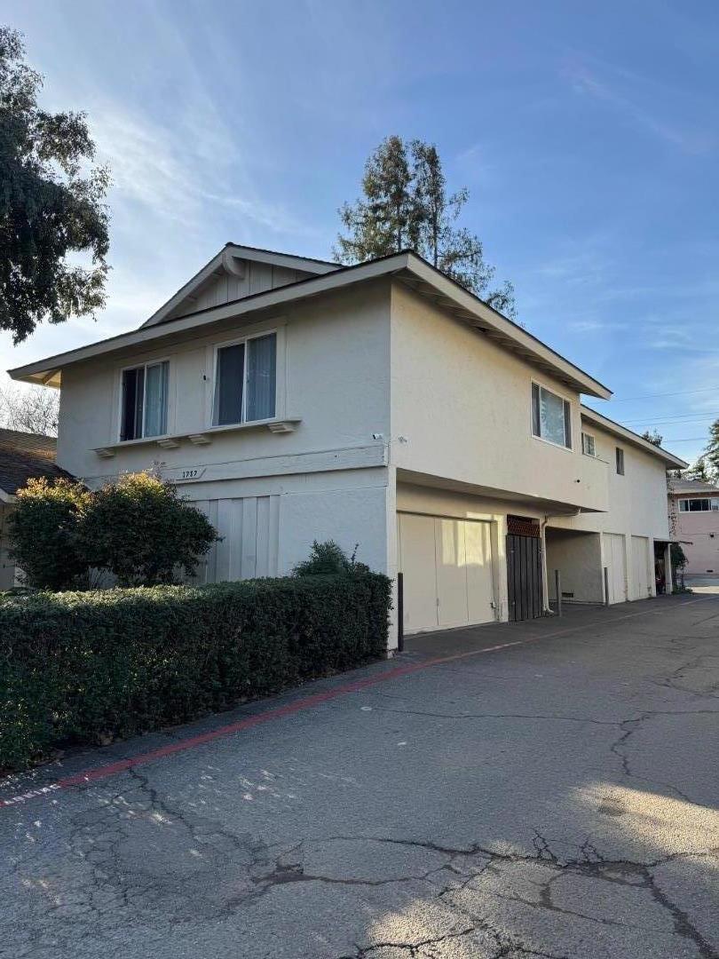 Front Image Thumbnail for ML82036668