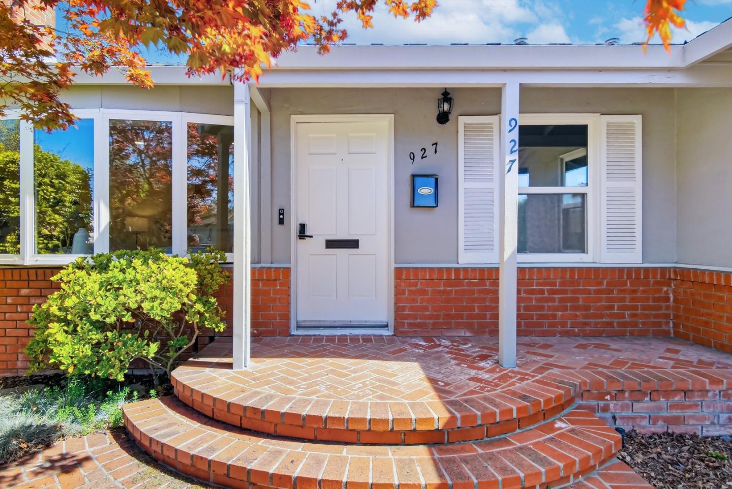 Front Image Thumbnail for ML82036739