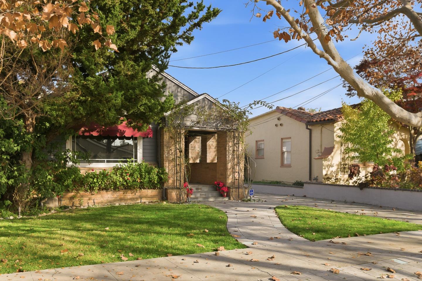 Front Image Thumbnail for ML82036743