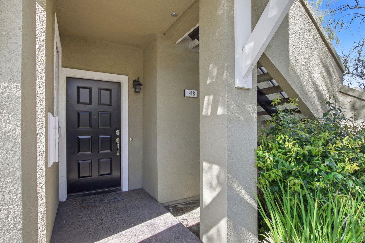 Front Image Thumbnail for ML82036791