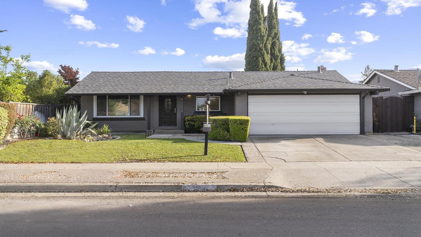 Front Image Thumbnail for ML82036869