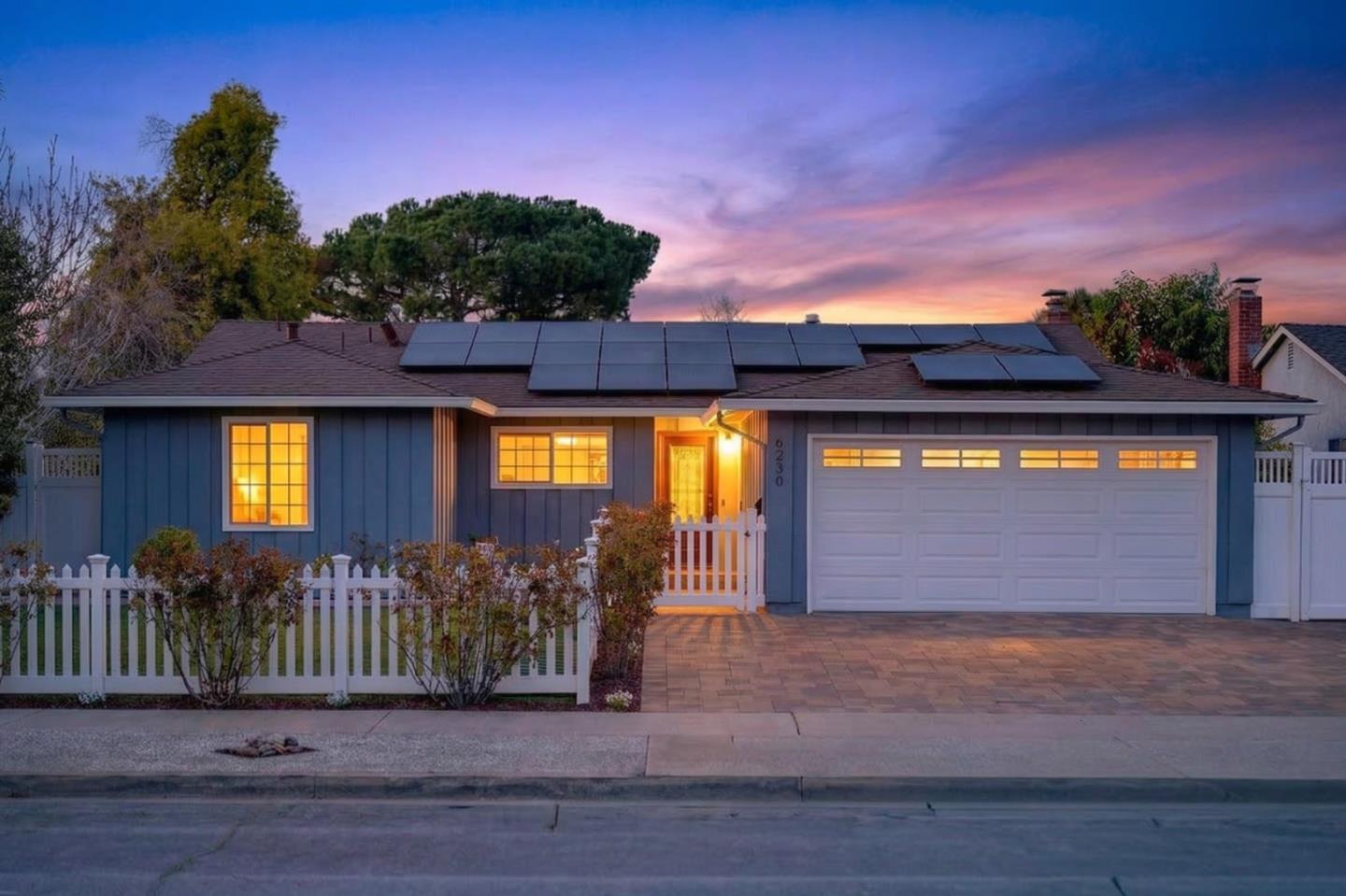 Front Image Thumbnail for ML82037086