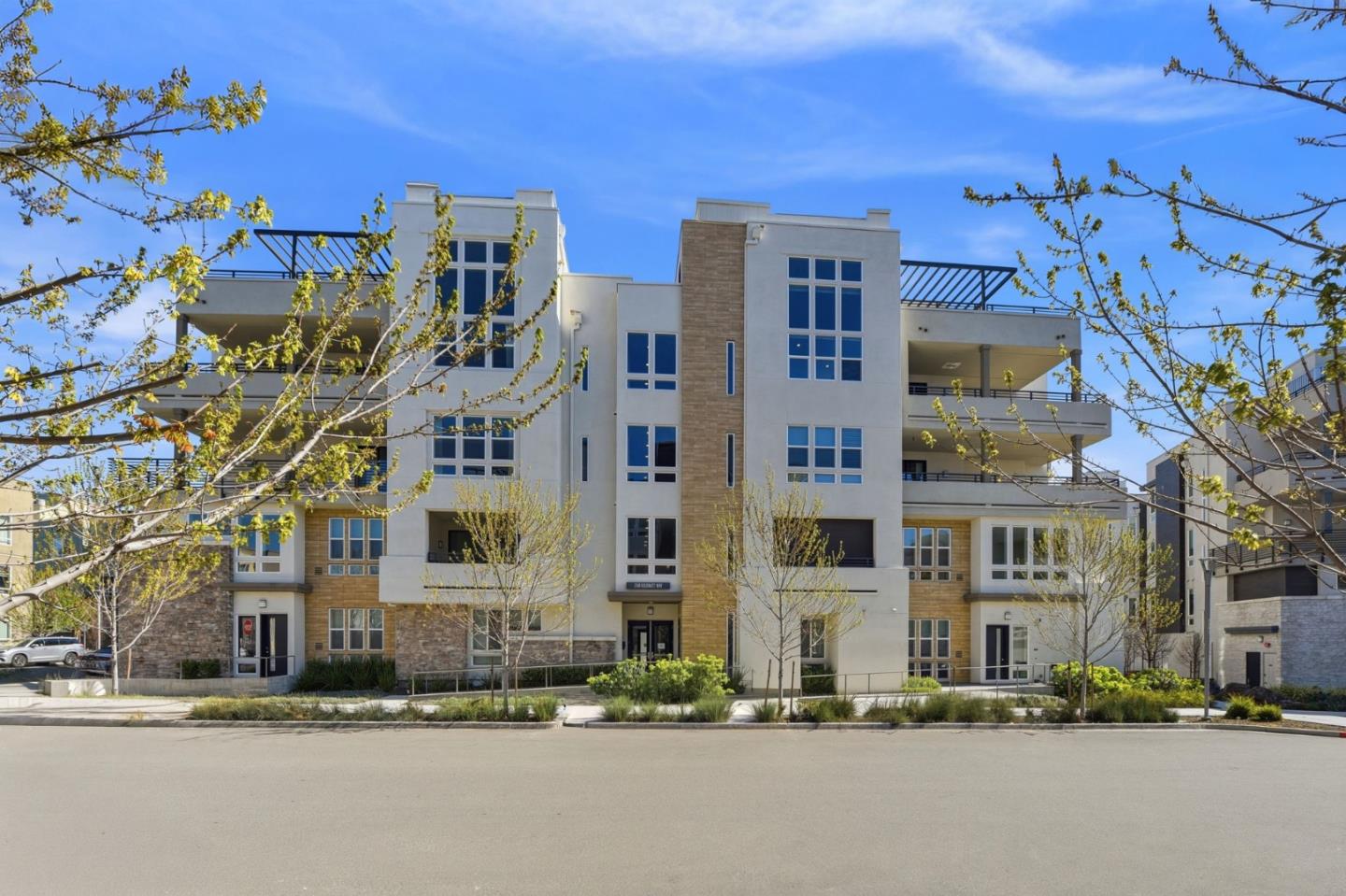 Front Image Thumbnail for ML82037138