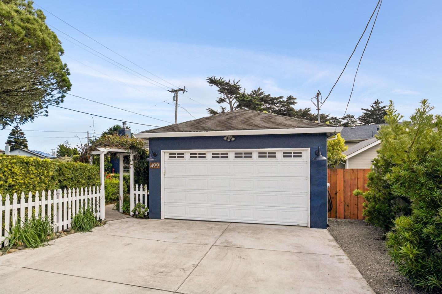 Front Image Thumbnail for ML82037160