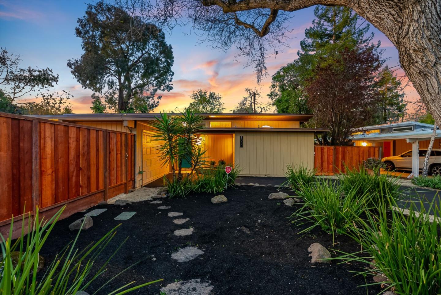 Front Image Thumbnail for ML82037180