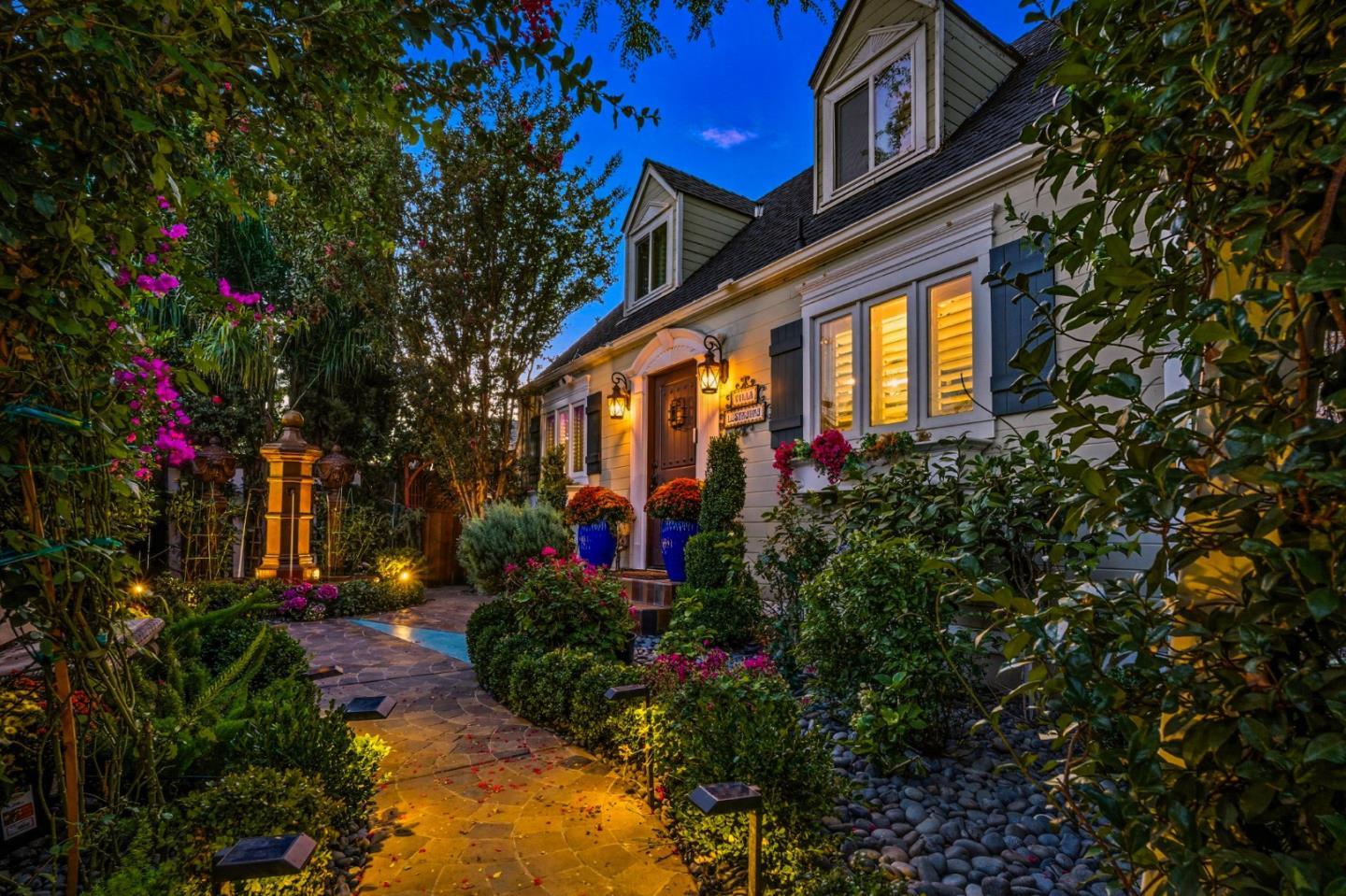 Front Image Thumbnail for ML82037204