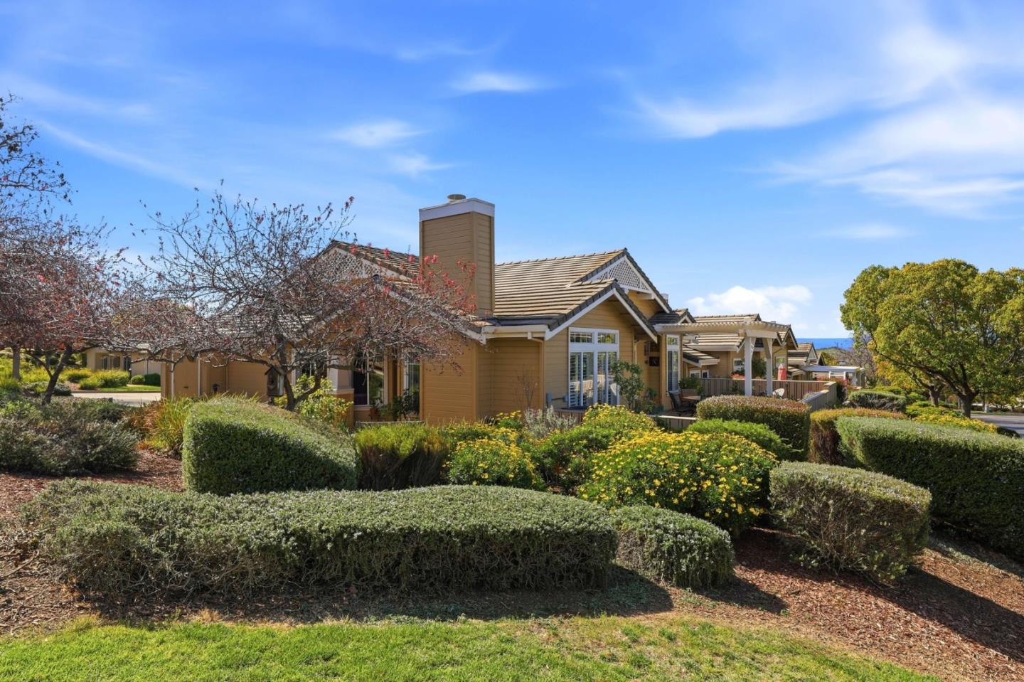 Front Image Thumbnail for ML82037206