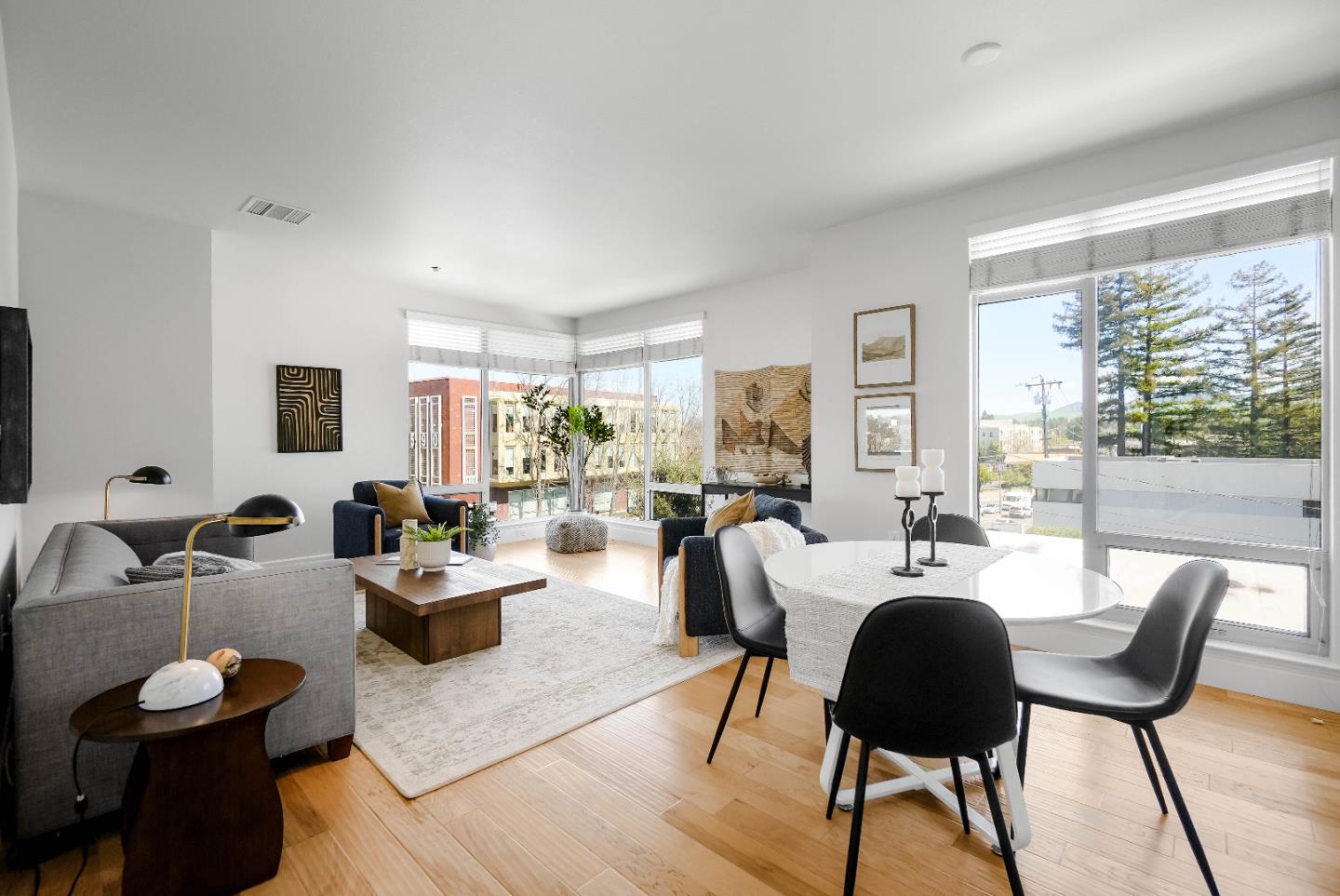 Front Image Thumbnail for ML82037245