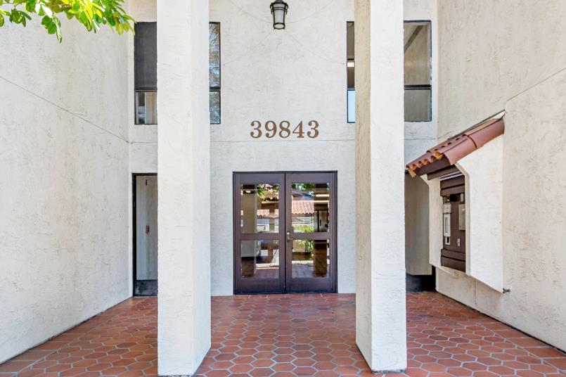 Front Image Thumbnail for ML82037267