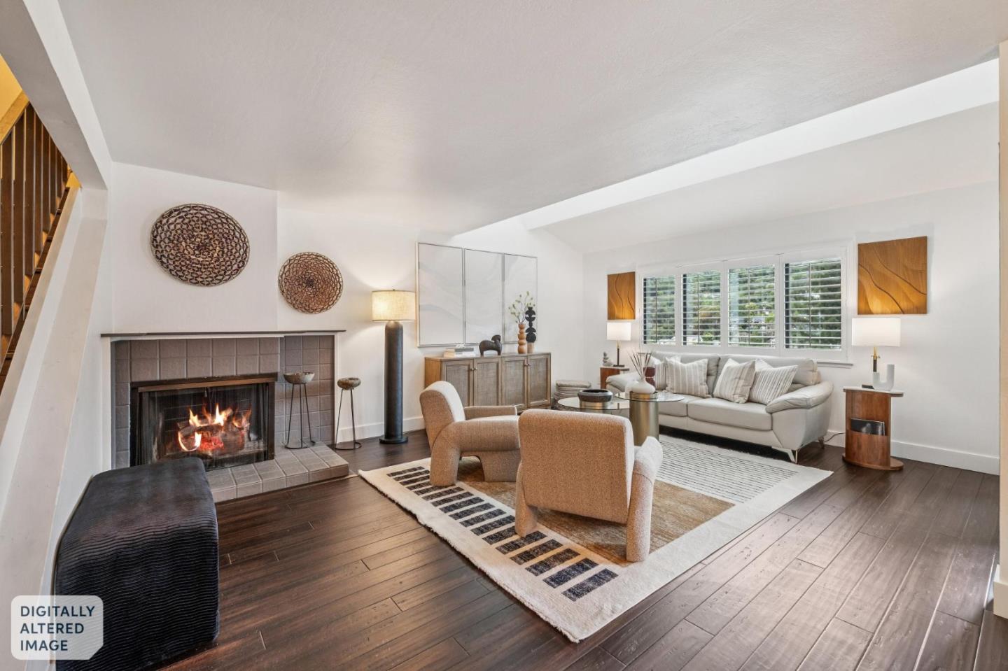 Front Image Thumbnail for ML82037326