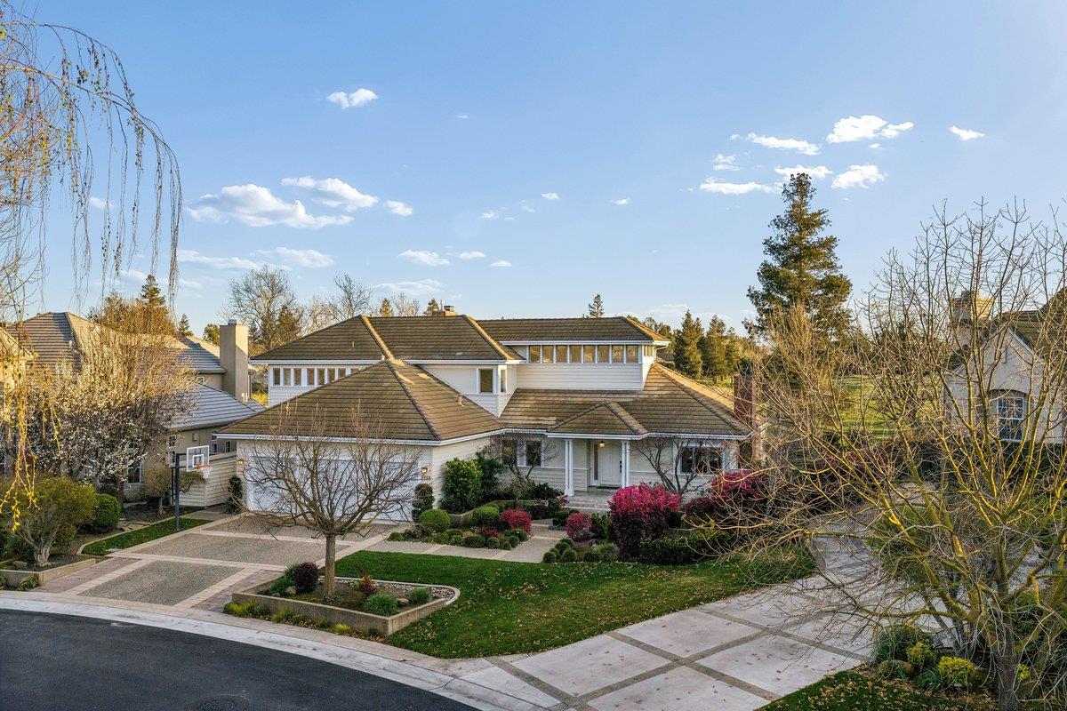 Front Image Thumbnail for ML82037396