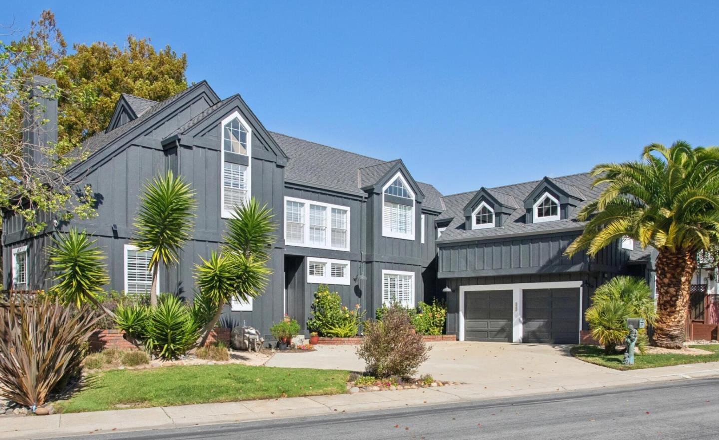 Front Image Thumbnail for ML82037403