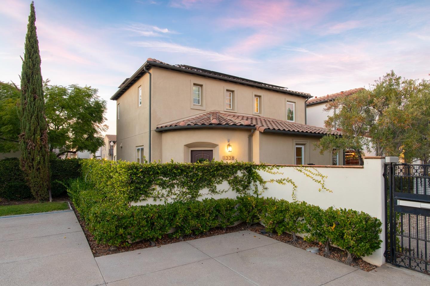 Front Image Thumbnail for ML82037413