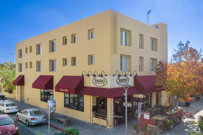 Front Image Thumbnail for ML82037419