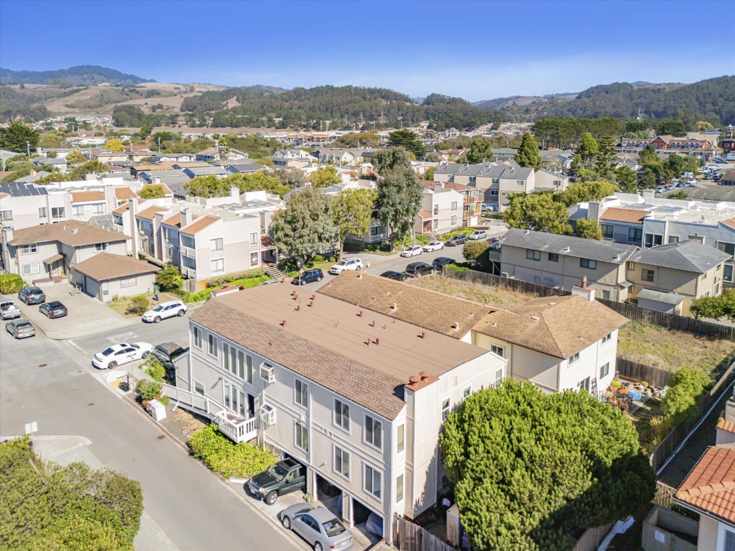 Front Image Thumbnail for ML82037447