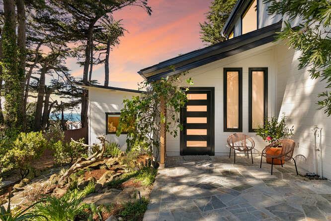 Front Image Thumbnail for ML82037485