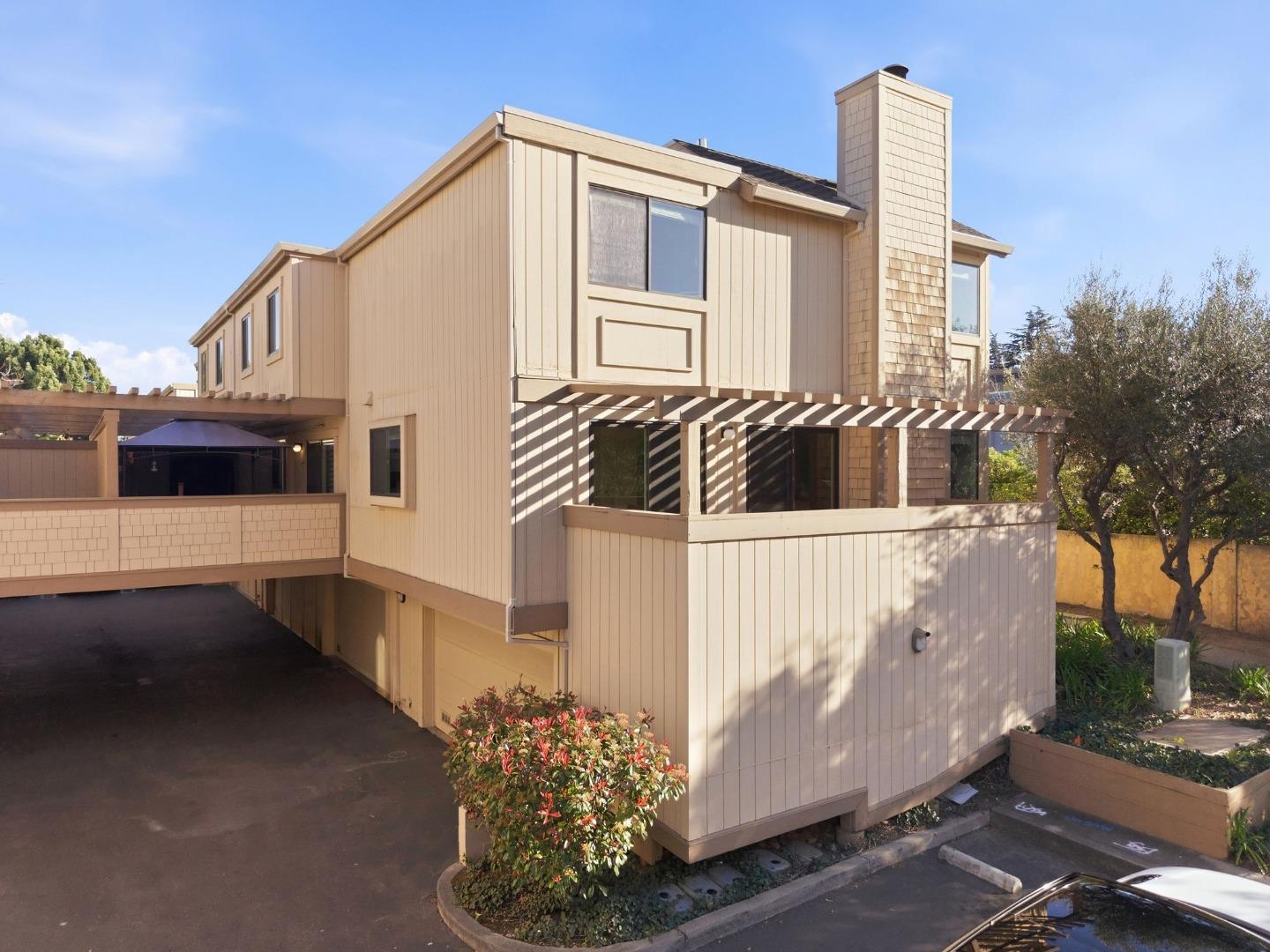 Front Image Thumbnail for ML82037487