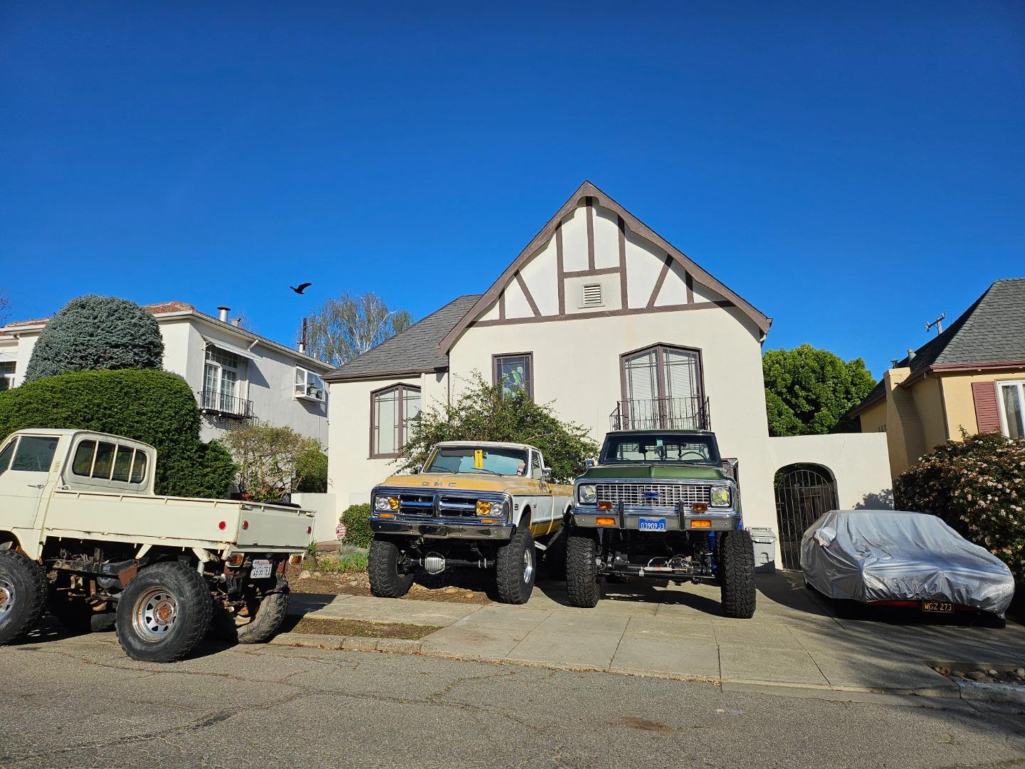 Front Image Thumbnail for ML82037531