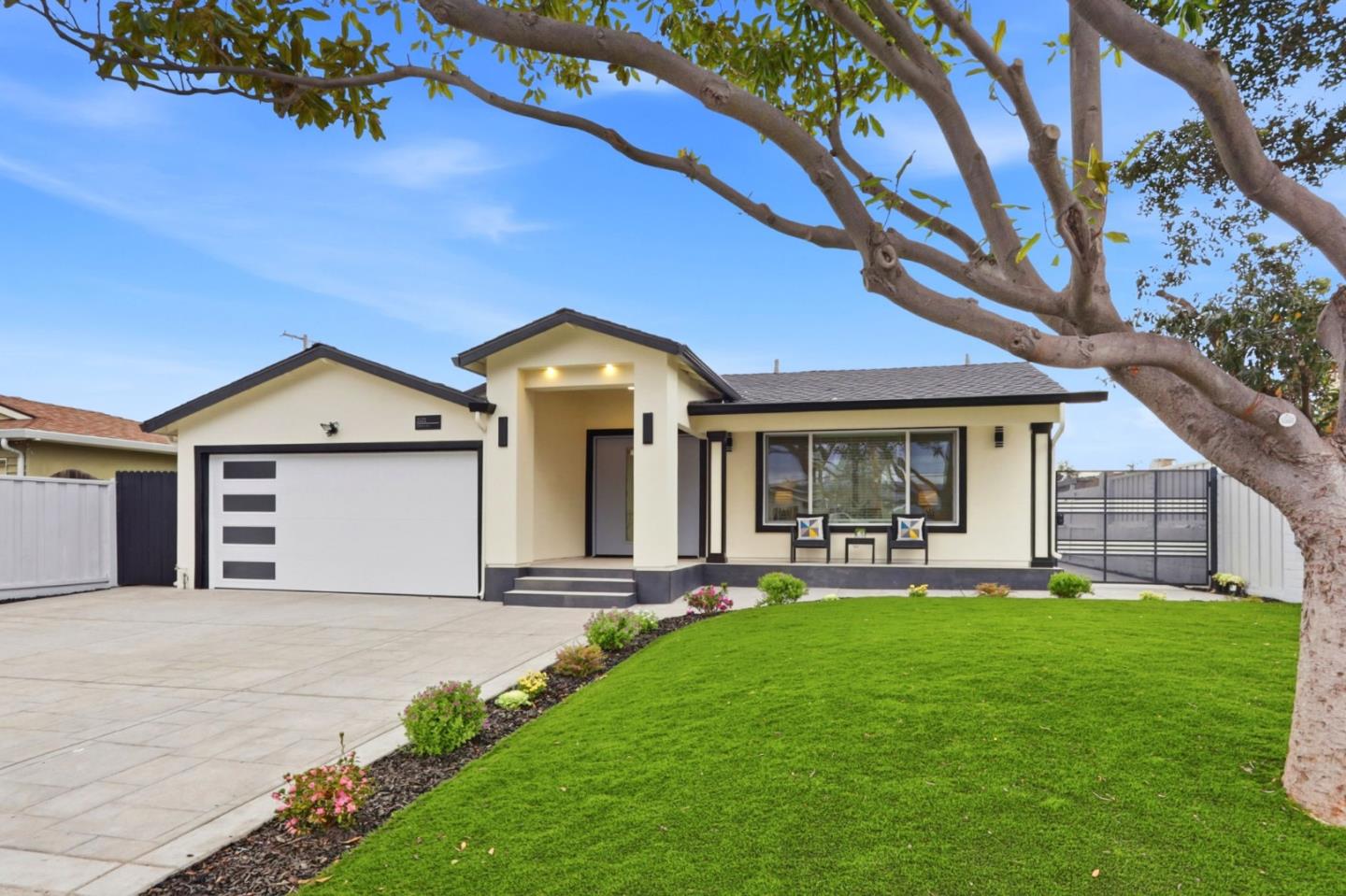 Front Image Thumbnail for ML82037536