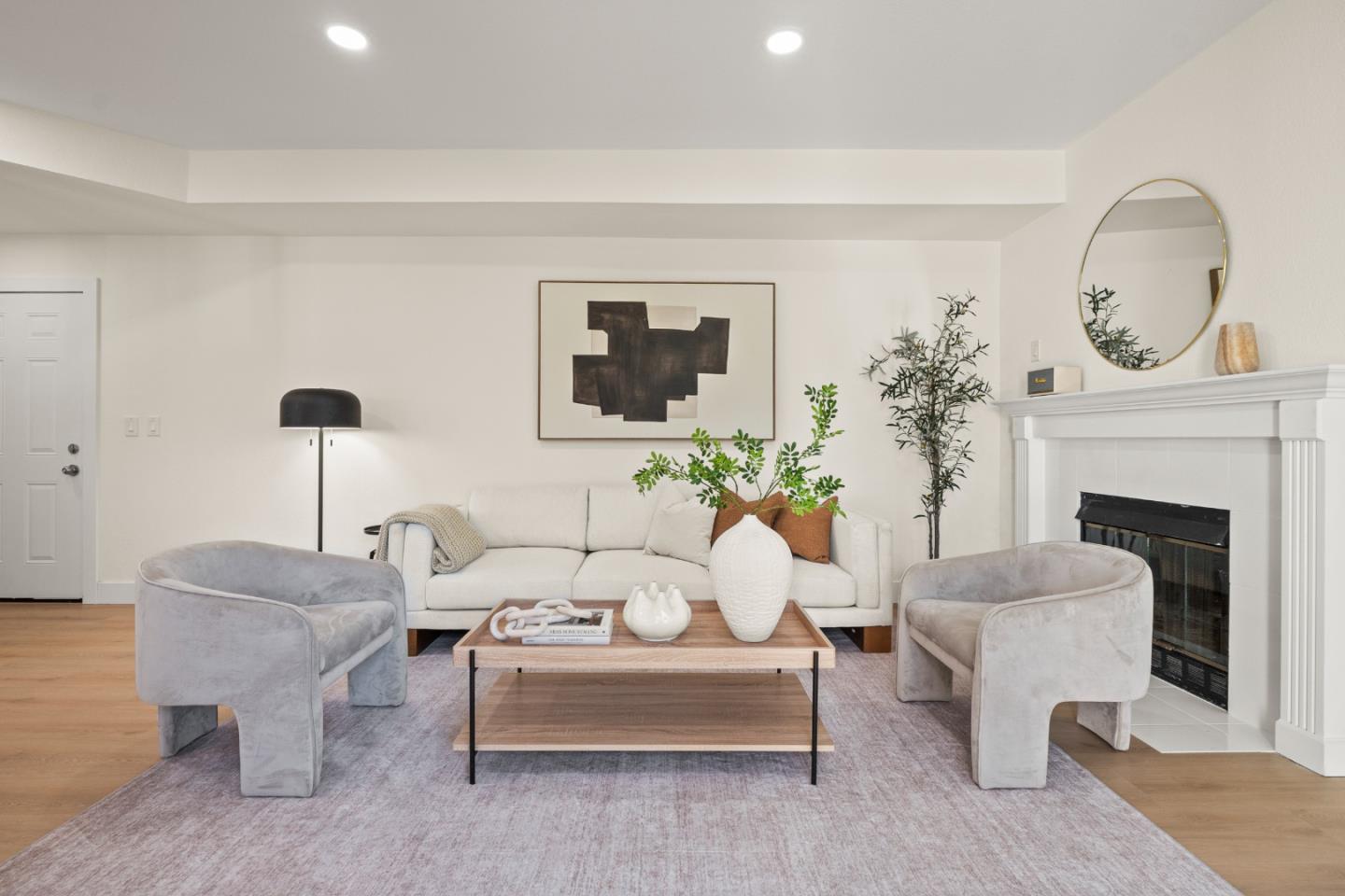 Front Image Thumbnail for ML82037621