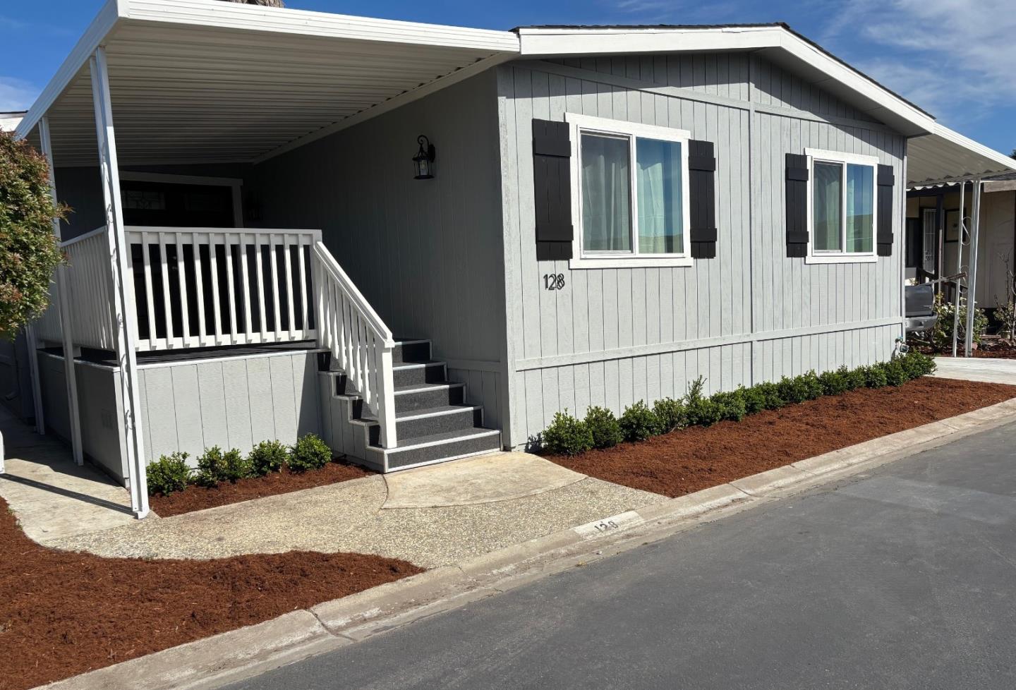 Front Image Thumbnail for ML82037666