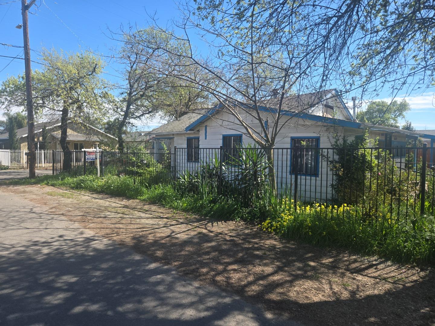 Front Image Thumbnail for ML82037678