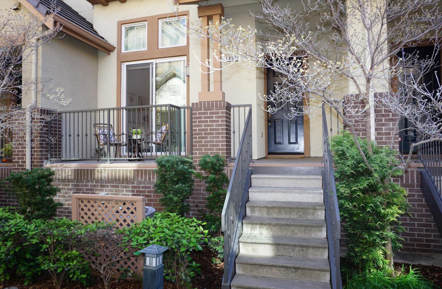 Front Image Thumbnail for ML82037693