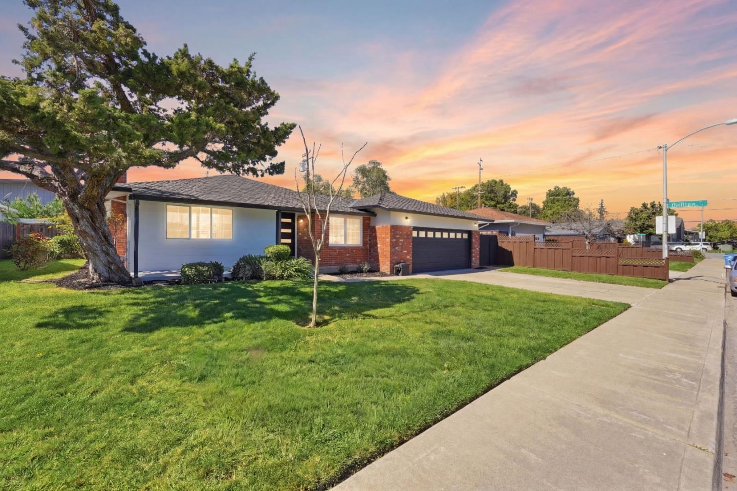 Front Image Thumbnail for ML82037745