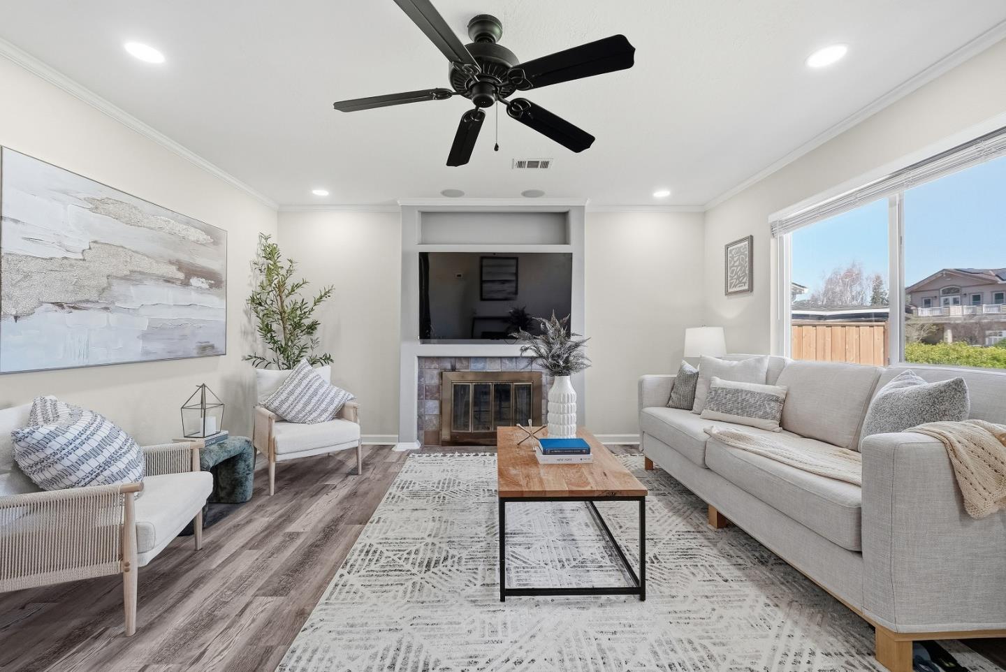 Front Image Thumbnail for ML82037878