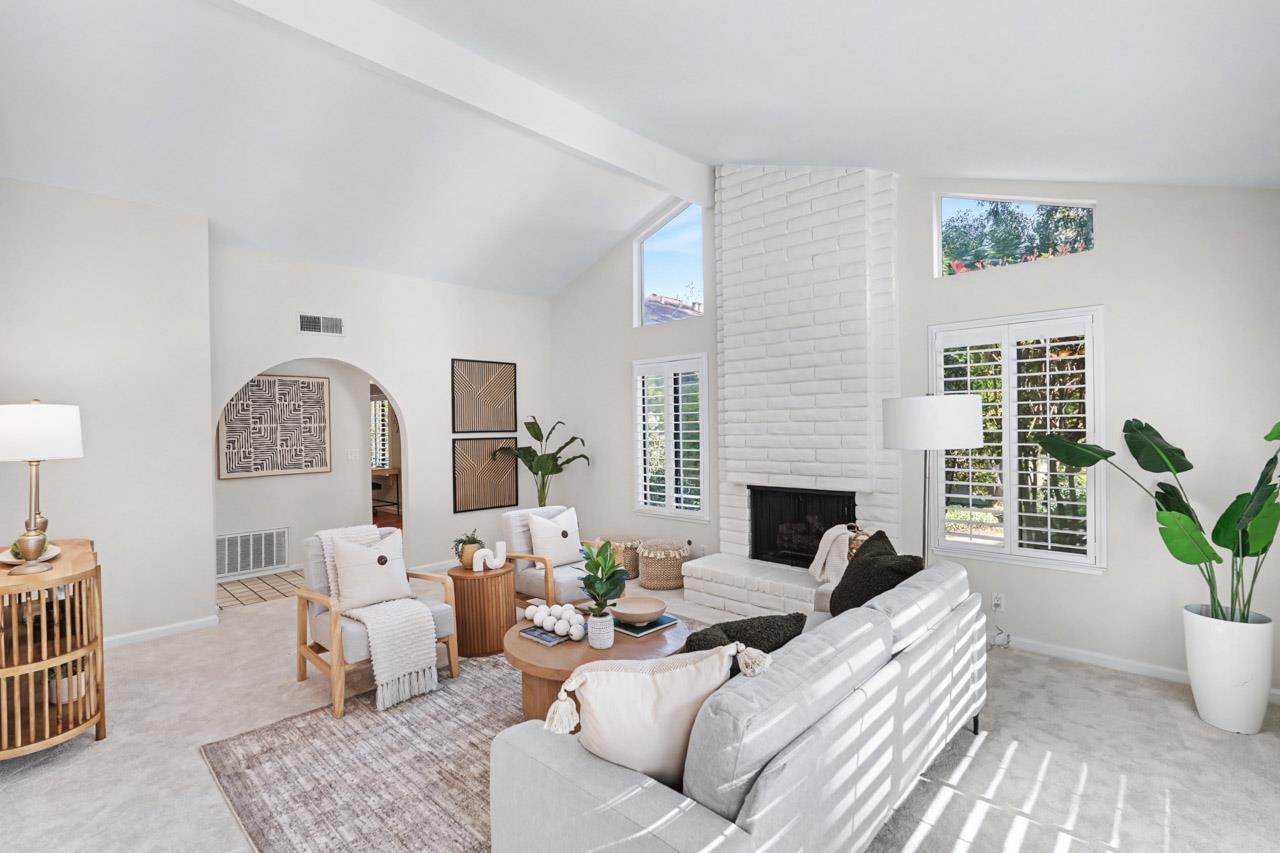 Front Image Thumbnail for ML82037919